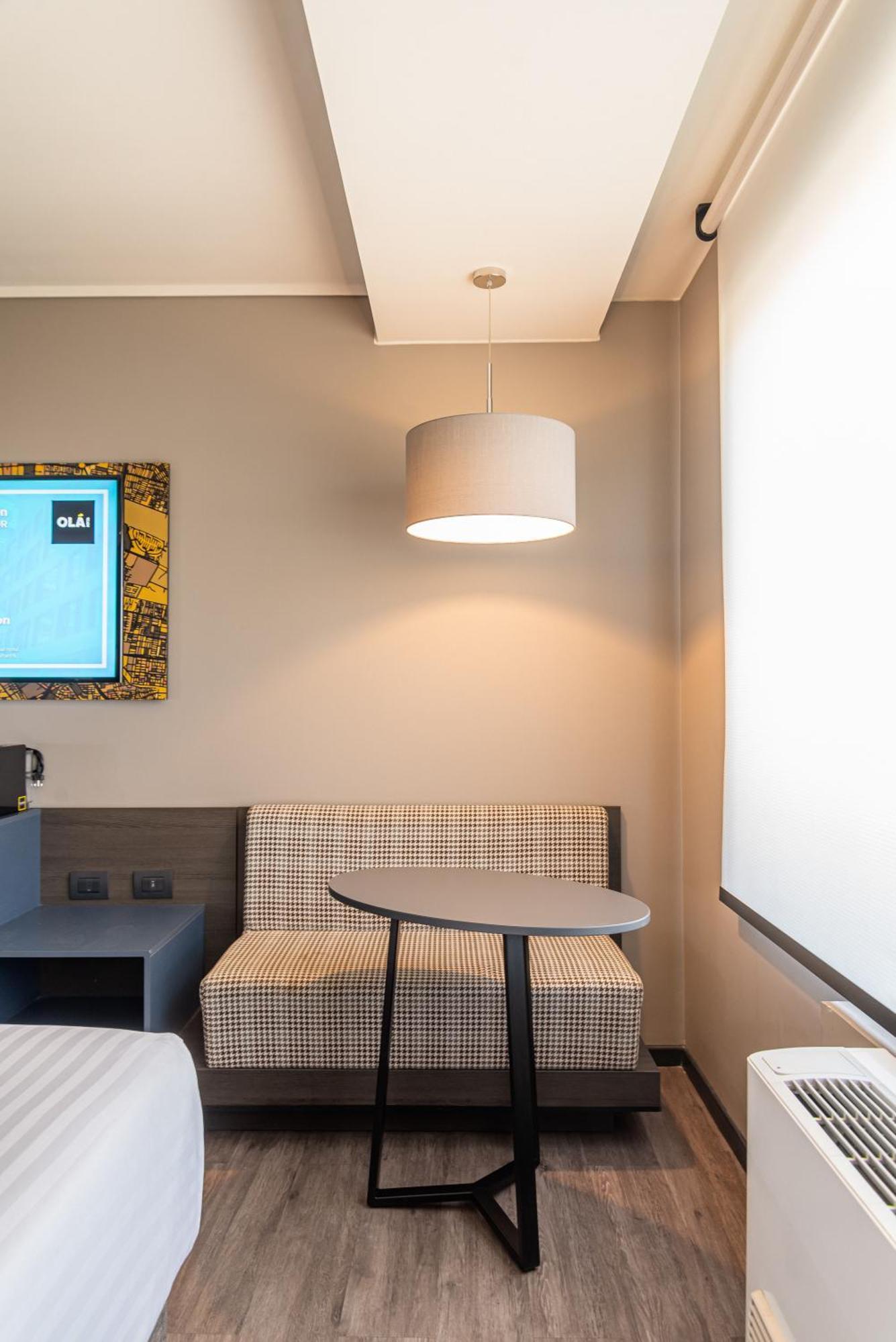 Ola Providencia, Tapestry Collection By Hilton Santiago de Chile